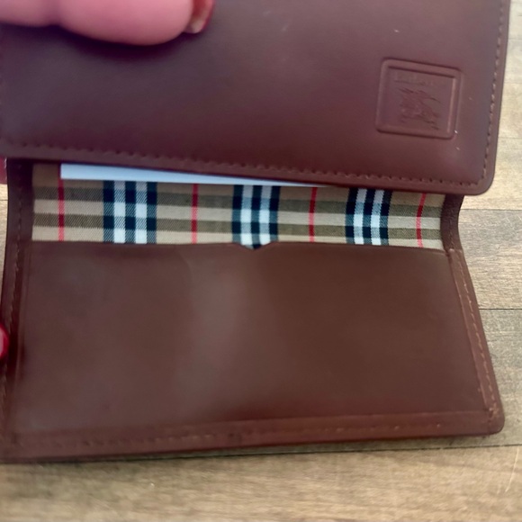 Burberry Brown Leather Key Case Holder - Picture 8 of 10